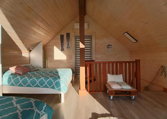 On Kukulka Semesterbostad Paszkówka